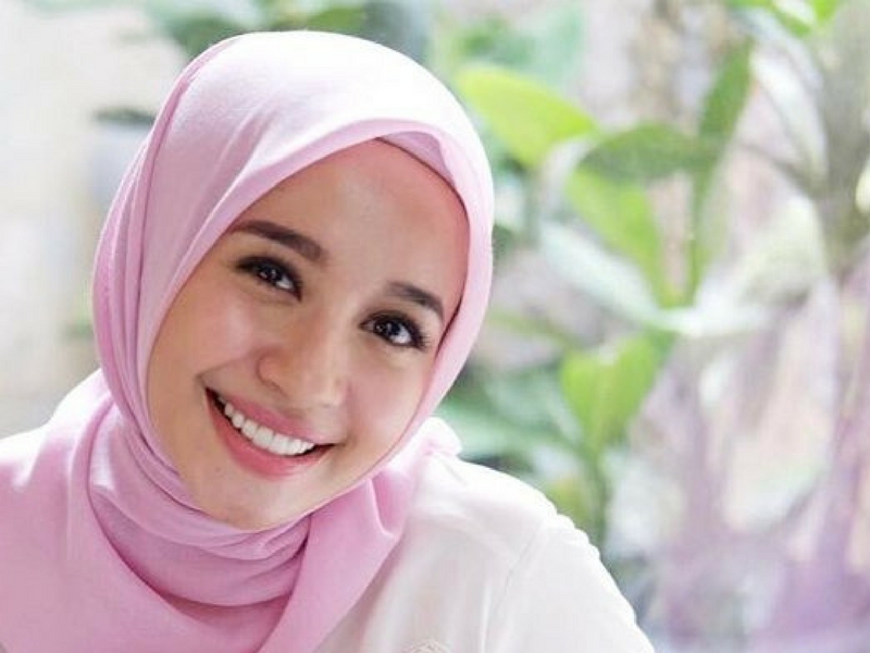 wanita yang awet muda di dunia masker wajah garam