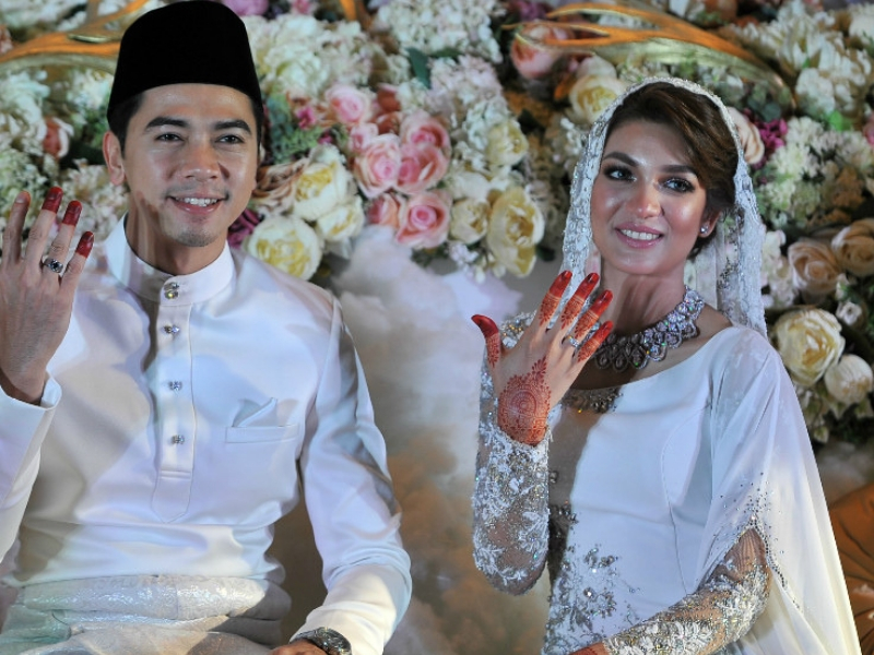 4 Gaya Sanggul Yang Paling Famous Buat Pengantin Free Hair 