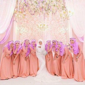 24 Pilihan Warna Baju Bridesmaid Yang Confirm Korang Suka 