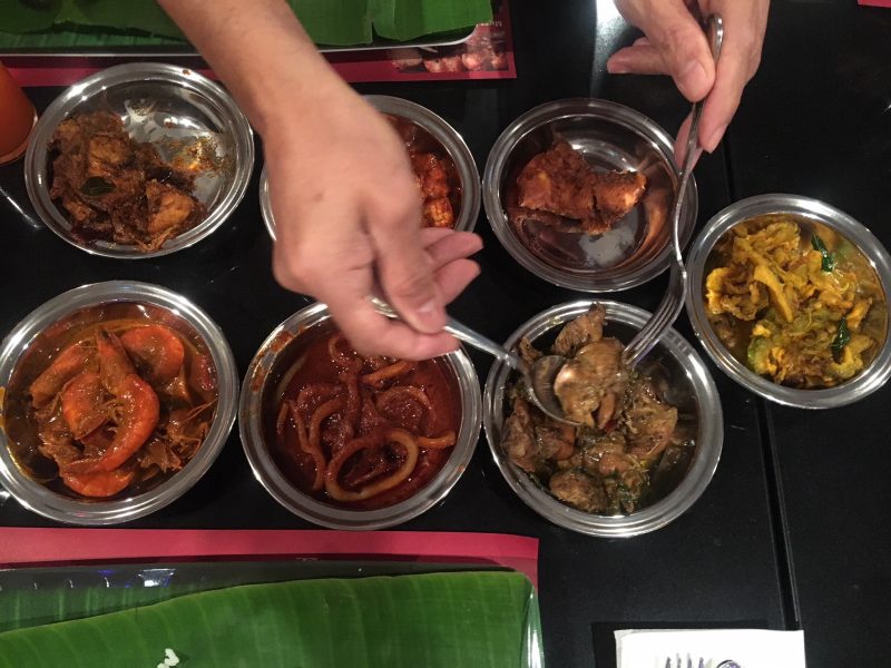 Aroma Nasi Daun Pisang Dengan MasakanTradisi Selatan India Menggamit Rasa